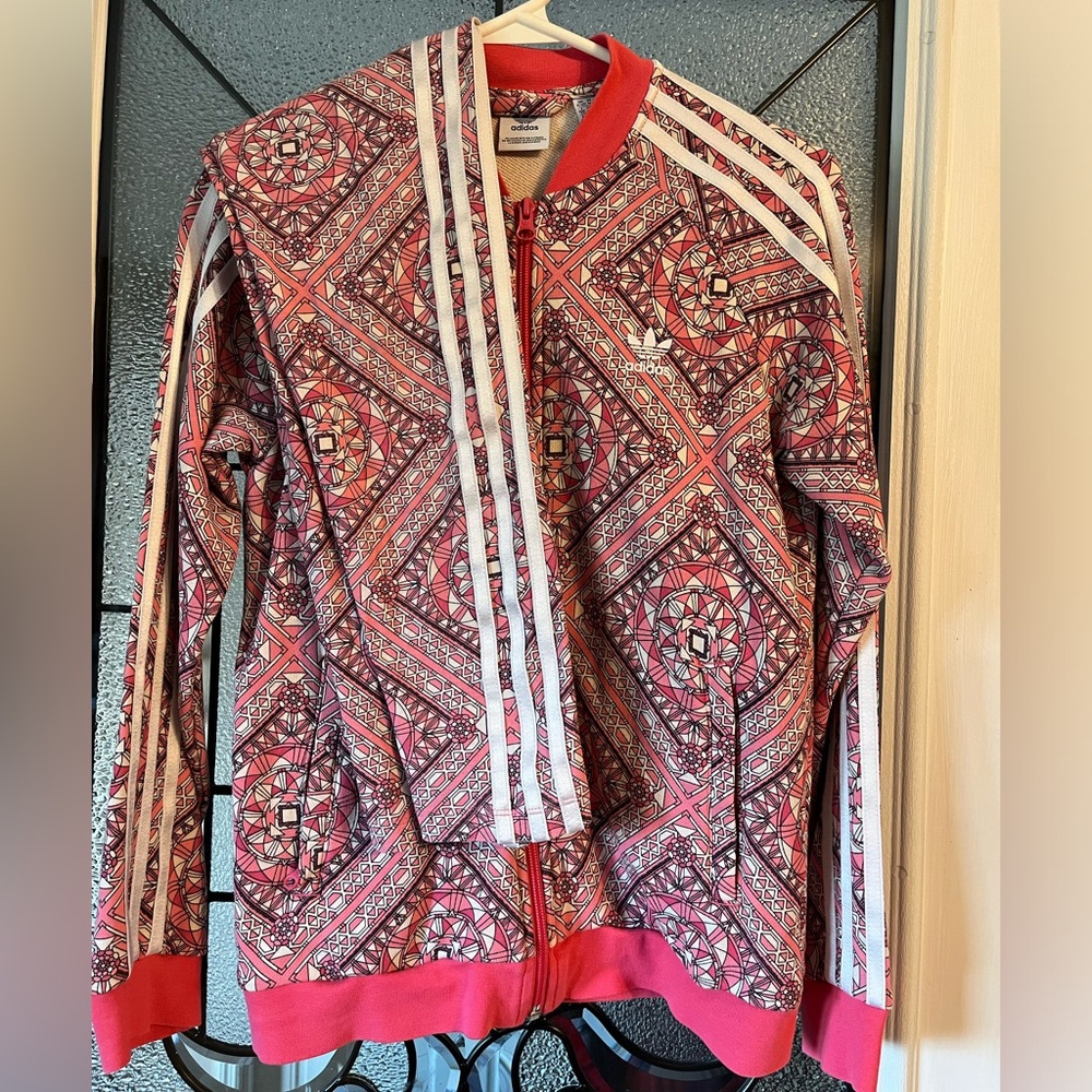 Adidas Youth Track suit. Jacket Medium Pants X Large